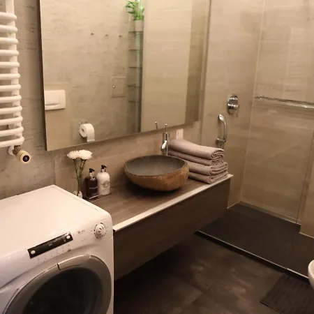 Lupoapartments Krolewska Penthouse Mandoria Parking Dostep Na Kod Apartment Lodz (Lodz)