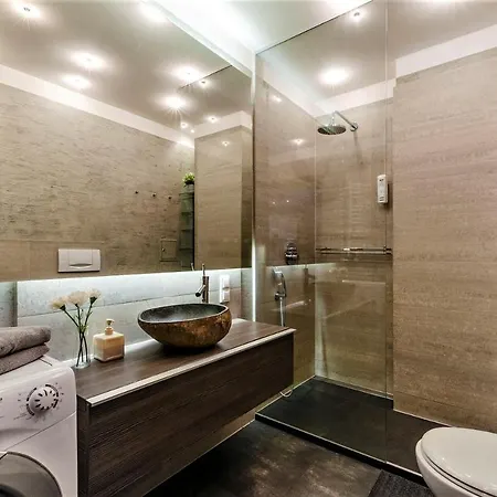 Lupoapartments Krolewska Z Klimatyzacja Penthouse Mandoria Parking Dostep Na Kod Apartman Łódź