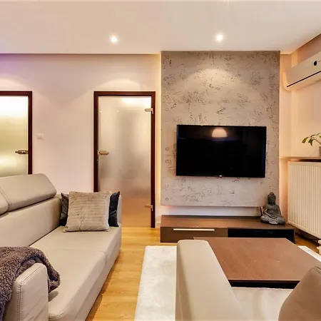 Apartman Lupoapartments Krolewska Z Klimatyzacja Penthouse Mandoria Parking Dostep Na Kod Łódź