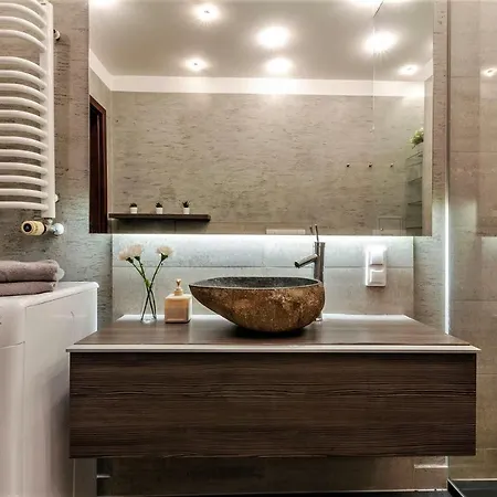 Lupoapartments Krolewska Z Klimatyzacja Penthouse Mandoria Parking Dostep Na Kod 公寓 罗兹