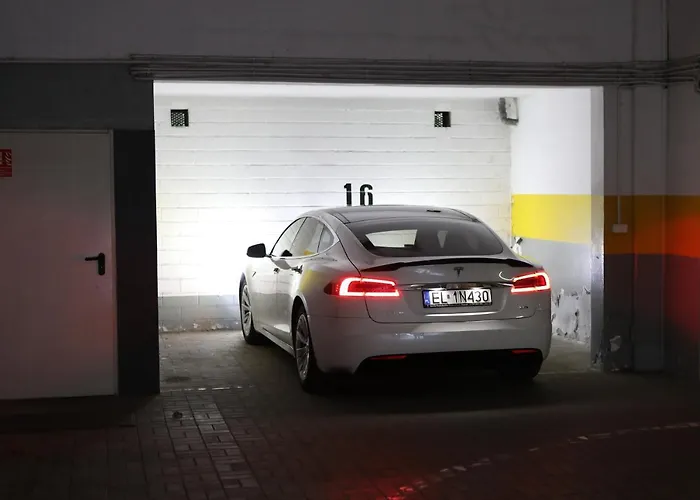 Lupoapartments Krolewska Z Klimatyzacja Penthouse Mandoria Parking Dostep Na Kod * Łódź